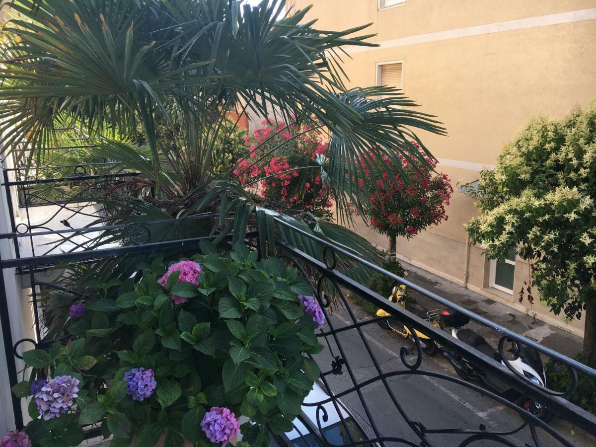 Apartament Rodeo Drive Viareggio Zewnętrze zdjęcie
