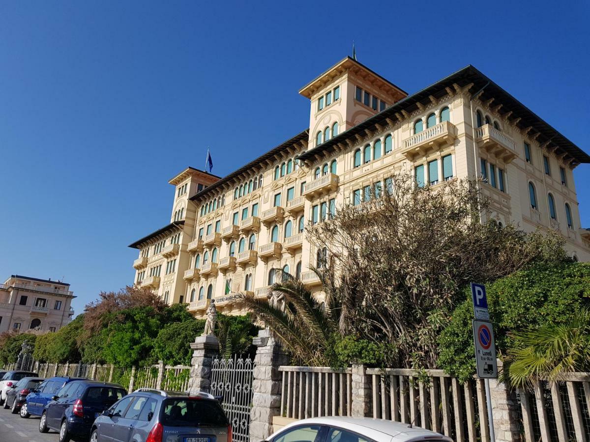 Apartament Rodeo Drive Viareggio Zewnętrze zdjęcie